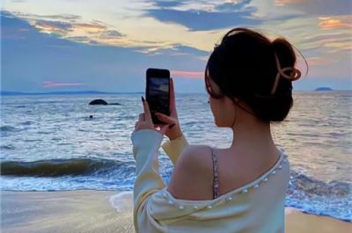 出轨、卖假货、被点名这次被央视曝光的伊能静连秦昊也救不了