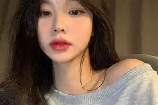 网红司晓迪直播骂白鹿“素颜普通、媚男看不起人”！评论区翻车连闺蜜都拆台蹭热度翻车最快的一次